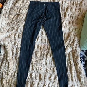 Lululemon pinstripe pants, small size (4/6?)